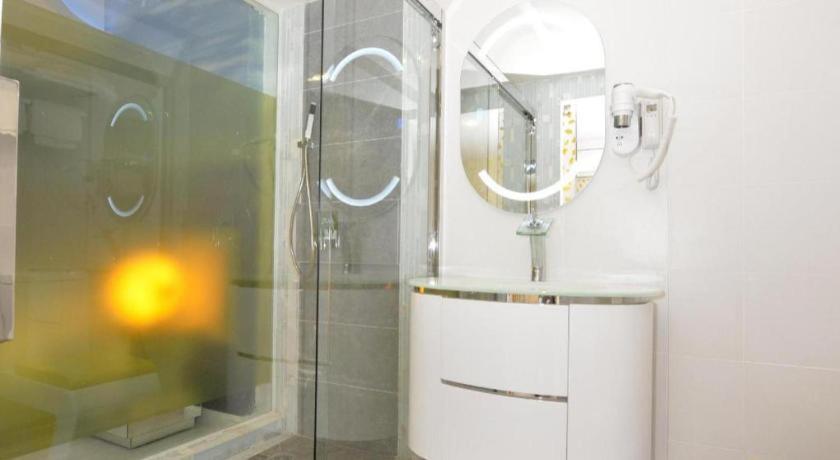 Hotel Unic